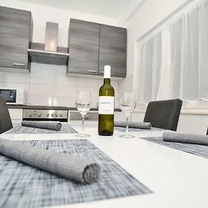 Luxury Boduja Apartament Sukošan
